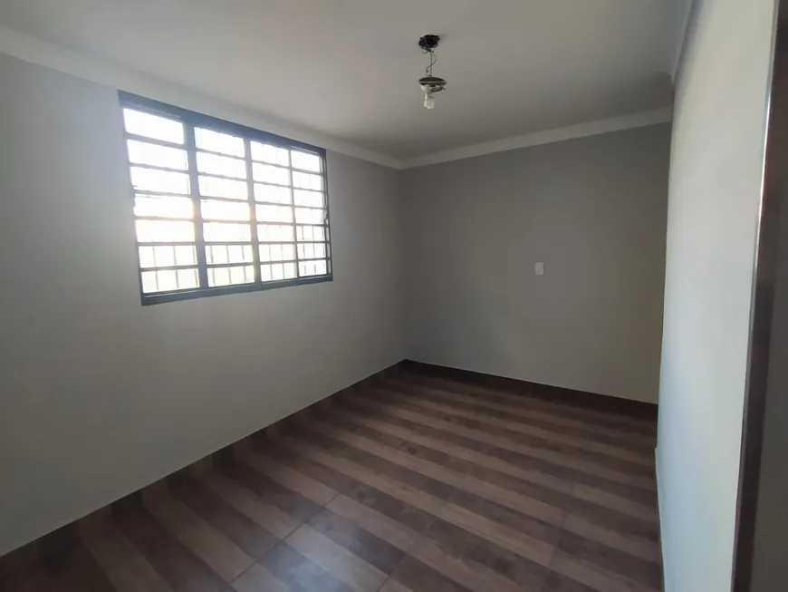 Foto 1 de Apartamento com 2 Quartos à venda, 45m² em Conjunto Promorar Raposo Tavares, São Paulo