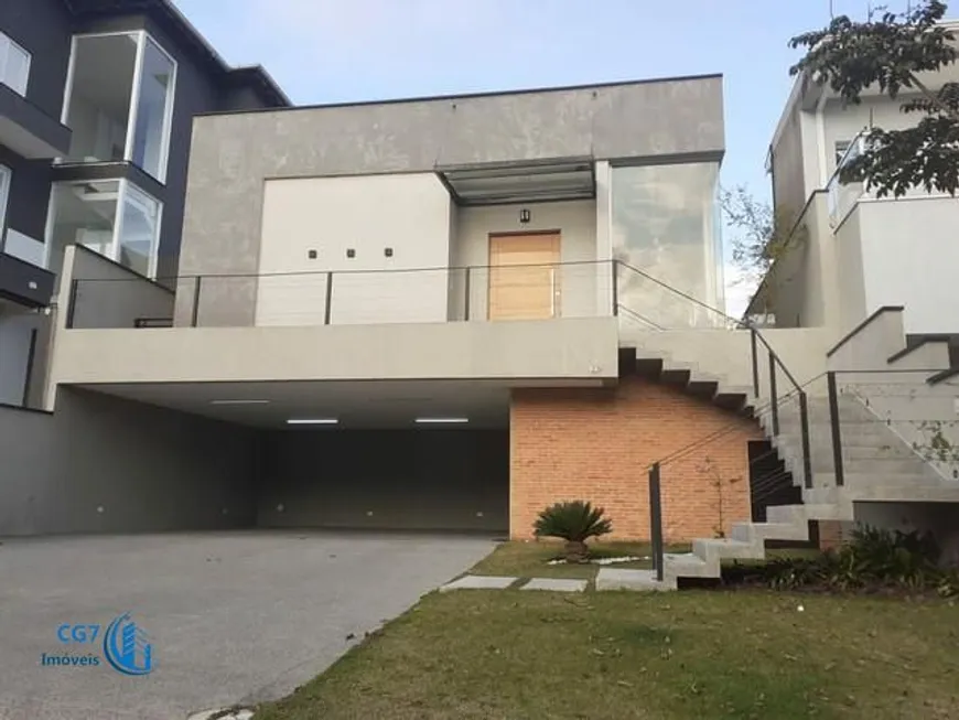 Foto 1 de Casa de Condomínio com 3 Quartos à venda, 270m² em Jardim Itaquiti, Barueri