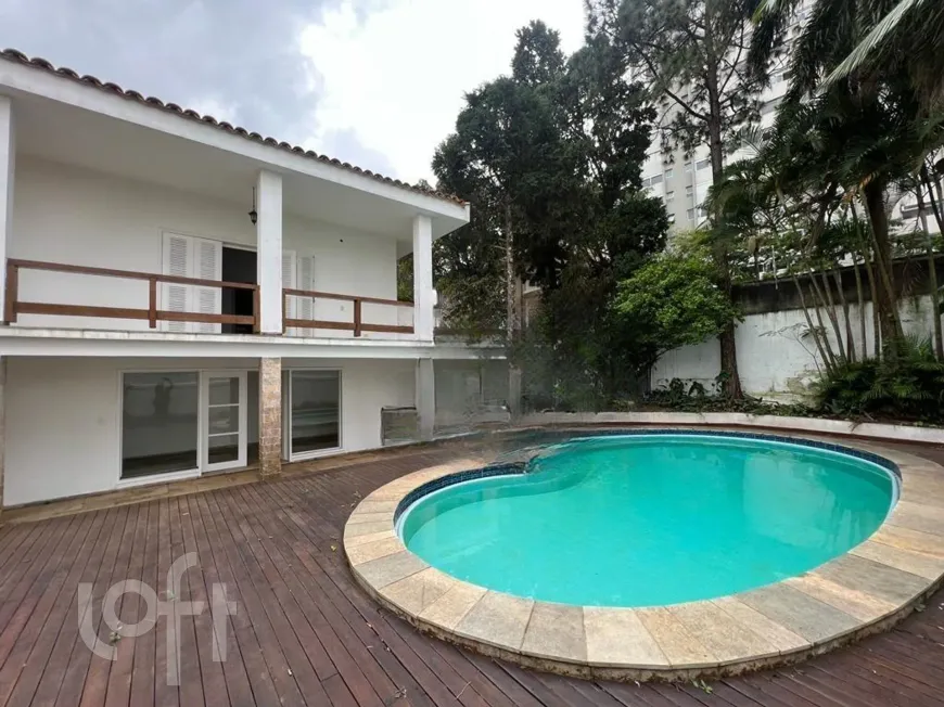 Foto 1 de Casa com 3 Quartos à venda, 650m² em Santo Amaro, São Paulo