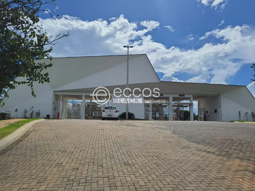 Foto 1 de Lote/Terreno à venda, 421m² em Laranjeiras, Uberlândia