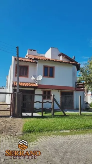 Foto 1 de Casa com 2 Quartos à venda, 150m² em Centro, Imbé