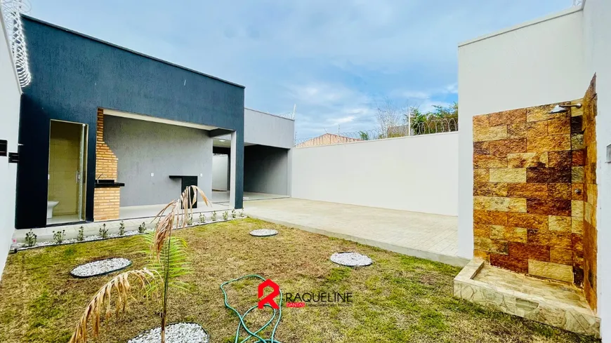 Foto 1 de Casa com 3 Quartos à venda, 177m² em Cidade Universitária, Juazeiro do Norte