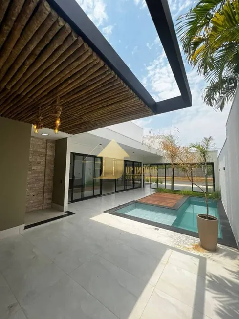 Foto 1 de Casa com 3 Quartos à venda, 250m² em Jardim Itália, Cuiabá