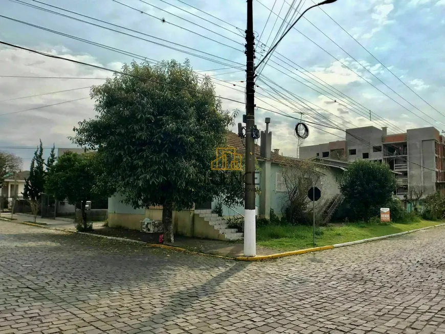 Foto 1 de Casa com 2 Quartos à venda, 231m² em Planalto, Carlos Barbosa