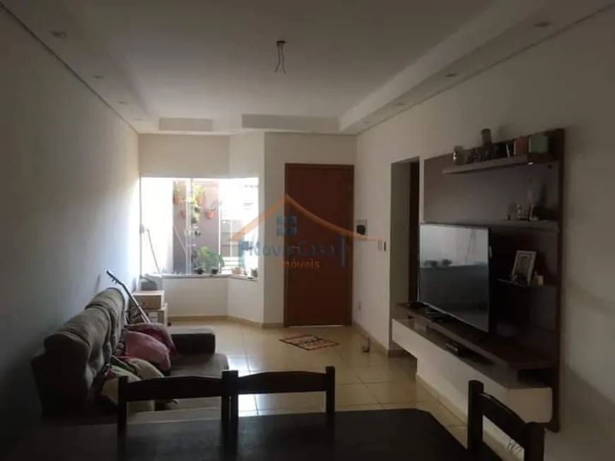 Foto 1 de Casa com 2 Quartos à venda, 58m² em Jardim Angelo Jurca, Ribeirão Preto