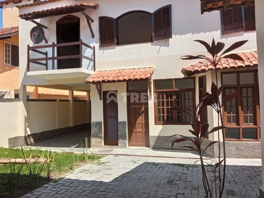 Foto 1 de Casa com 5 Quartos à venda, 340m² em Itaipu, Niterói