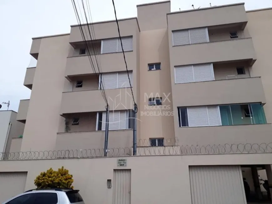 Foto 1 de Apartamento com 2 Quartos à venda, 50m² em Segismundo Pereira, Uberlândia