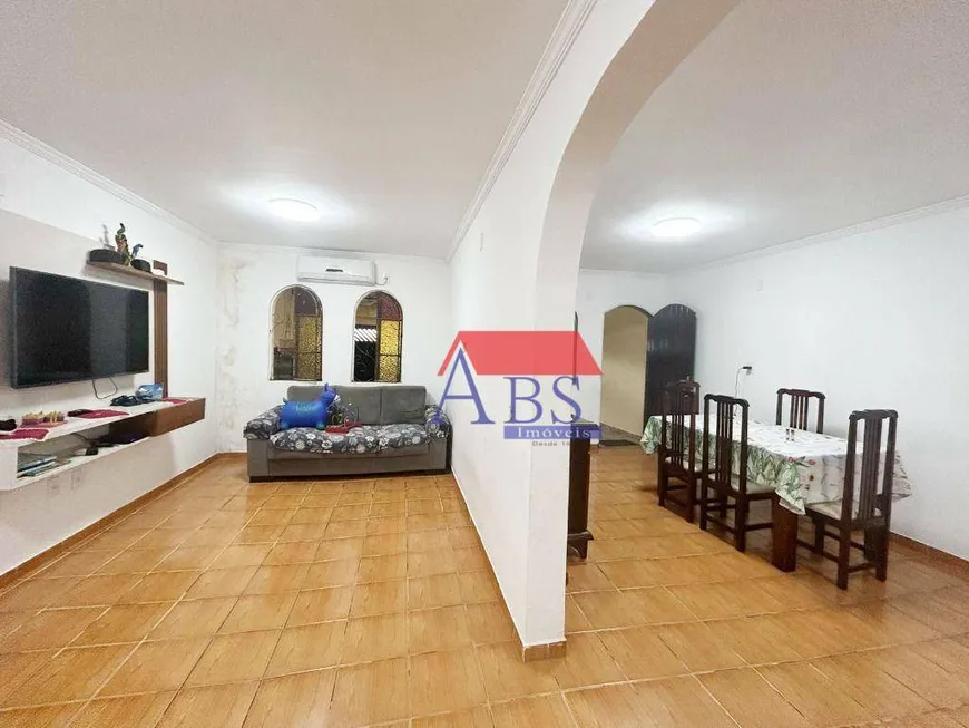 Foto 1 de Sobrado com 3 Quartos à venda, 219m² em Jardim Casqueiro, Cubatão