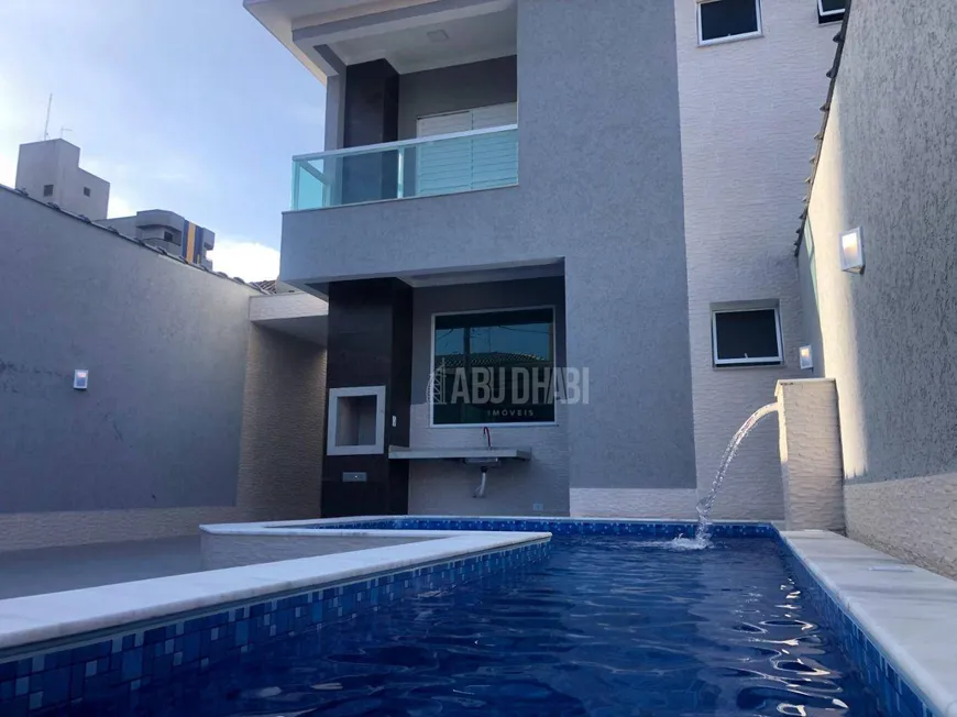 Foto 1 de Sobrado com 3 Quartos à venda, 135m² em Vila Tupi, Praia Grande