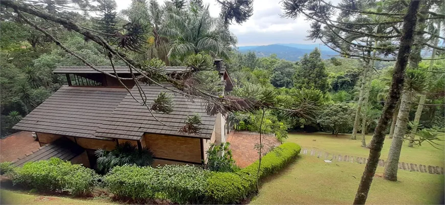 Foto 1 de Casa com 4 Quartos à venda, 450m² em Serra da Cantareira, Mairiporã