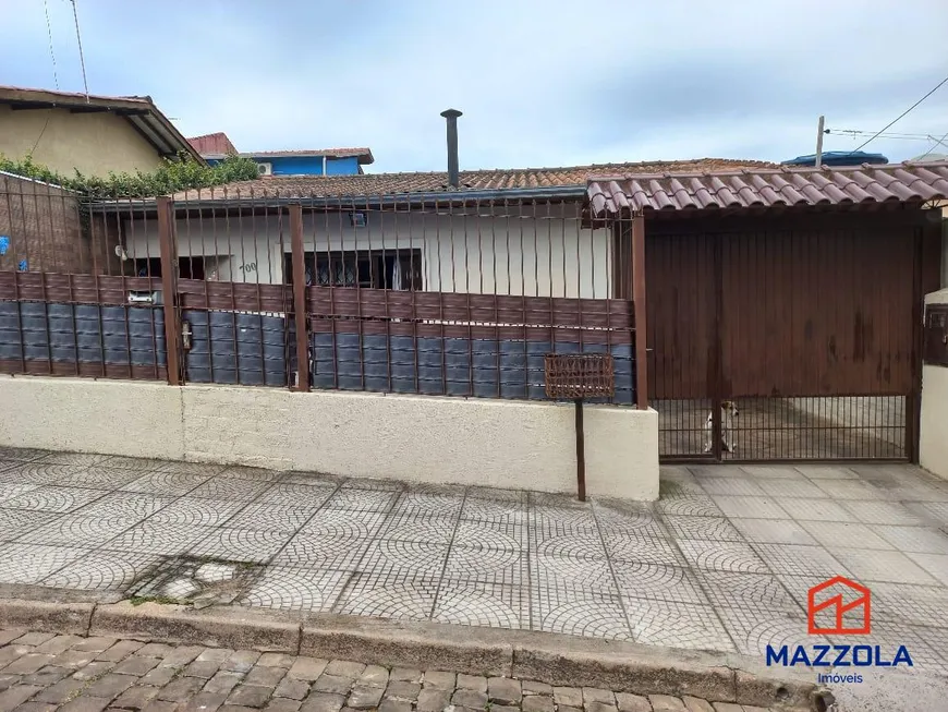 Foto 1 de Casa com 2 Quartos à venda, 90m² em Vila Nova, Porto Alegre