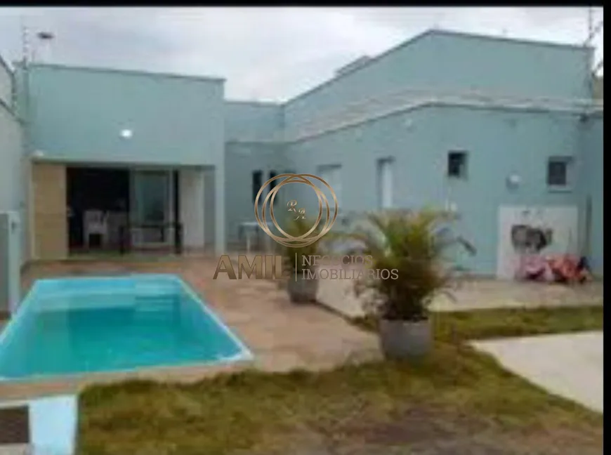 Foto 1 de Casa com 2 Quartos à venda, 200m² em Loteamento Residencial e Comercial Araguaia, Pindamonhangaba
