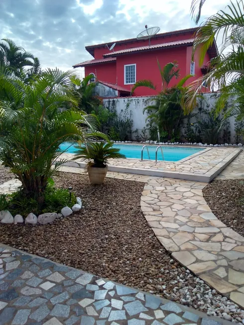 Foto 1 de Casa com 2 Quartos à venda, 120m² em Jardim Lindomar, Itanhaém