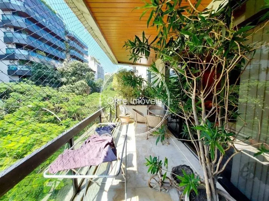 Foto 1 de Apartamento com 3 Quartos à venda, 140m² em Ipanema, Rio de Janeiro