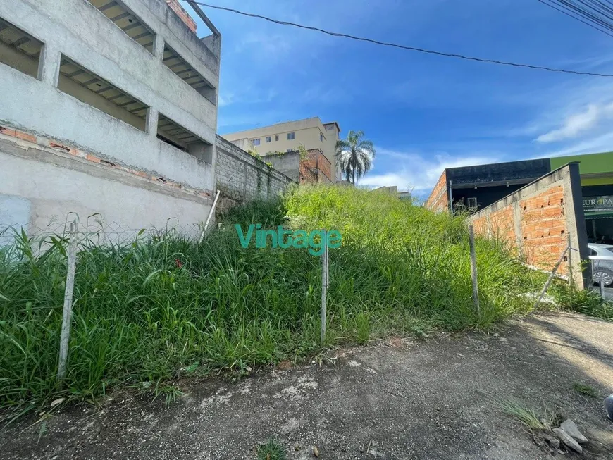 Foto 1 de Lote/Terreno à venda, 618m² em Europa, Contagem