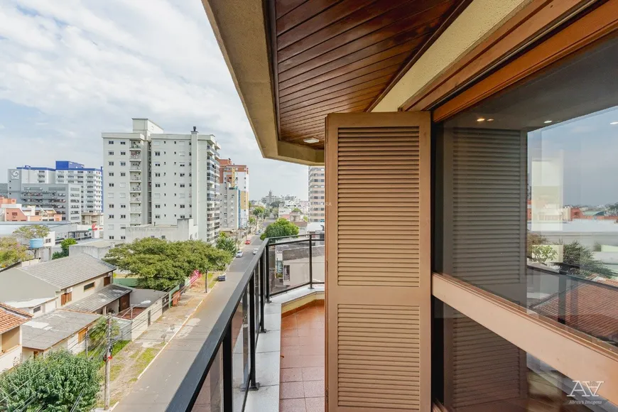 Foto 1 de Apartamento com 3 Quartos à venda, 125m² em Marechal Rondon, Canoas