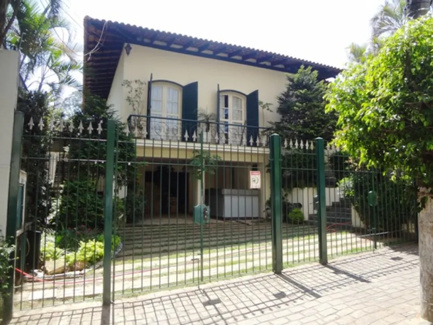 Foto 1 de Sobrado com 4 Quartos para venda ou aluguel, 300m² em Butantã, São Paulo