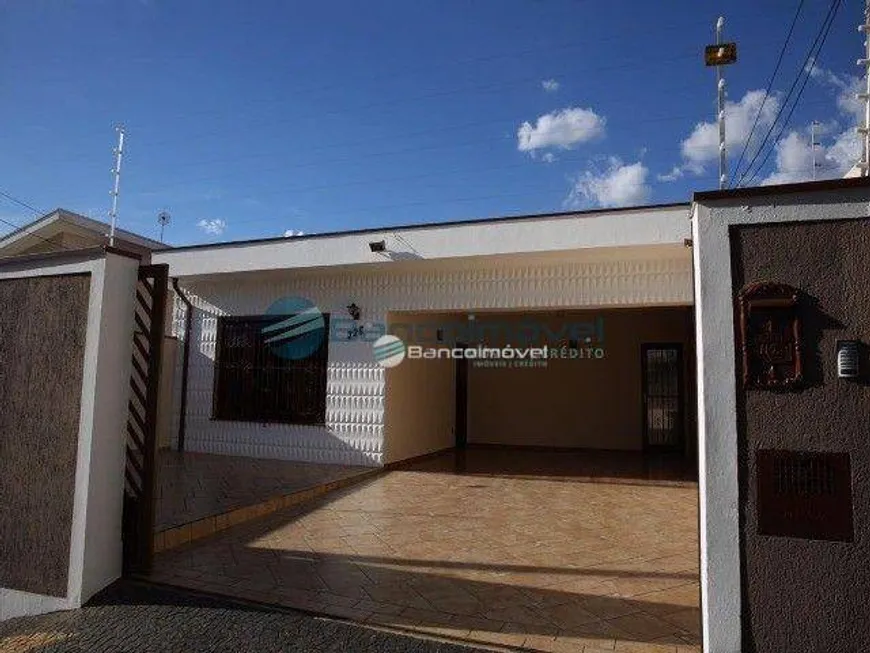 Foto 1 de Casa com 4 Quartos à venda, 300m² em Jardim Leonor, Campinas