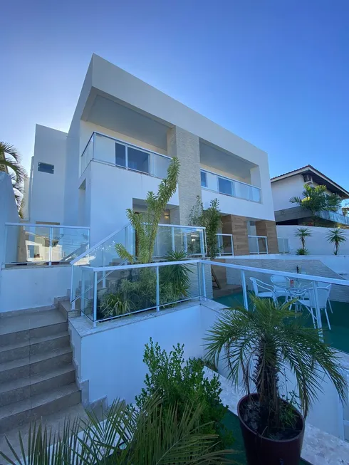 Foto 1 de Casa de Condomínio com 5 Quartos à venda, 325m² em Itaigara, Salvador