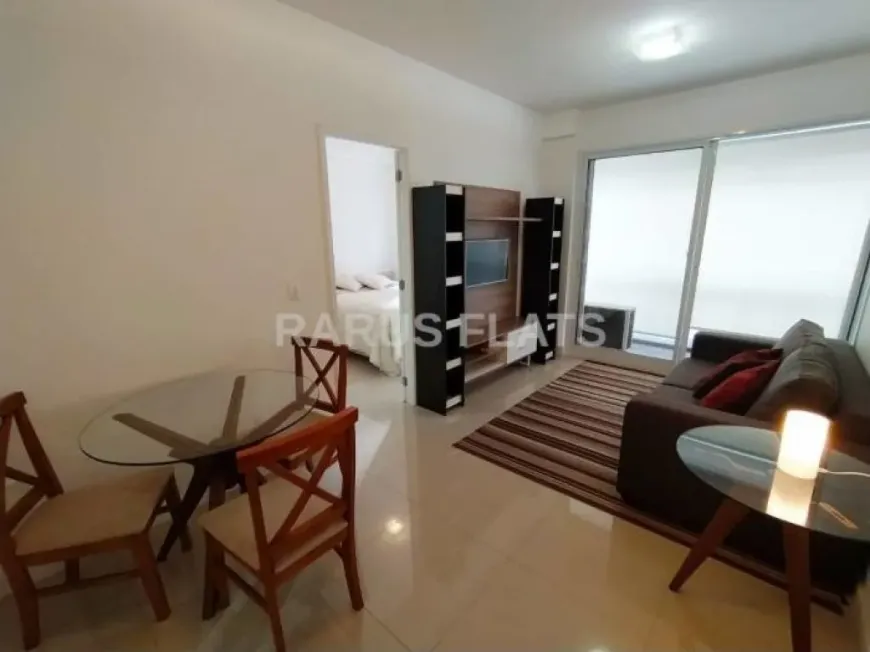 Foto 1 de Flat com 1 Quarto à venda, 43m² em Vila Olímpia, São Paulo