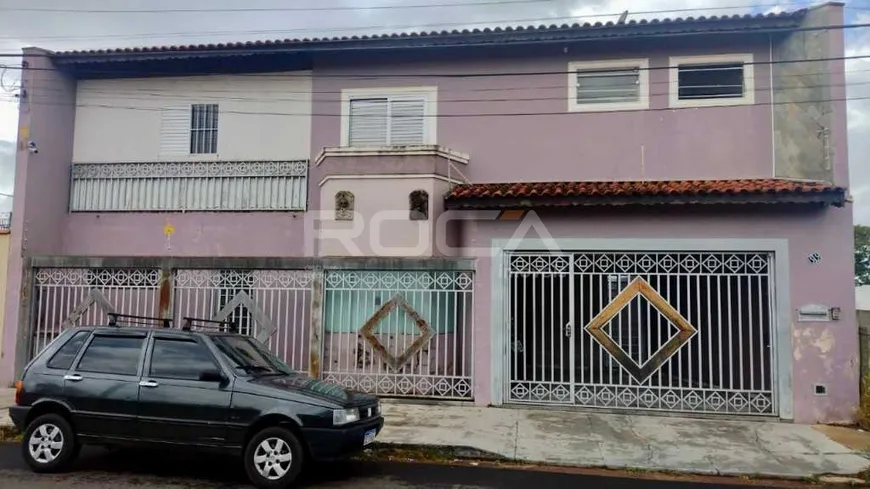 Foto 1 de Sobrado com 3 Quartos à venda, 202m² em Vila Brasília, São Carlos