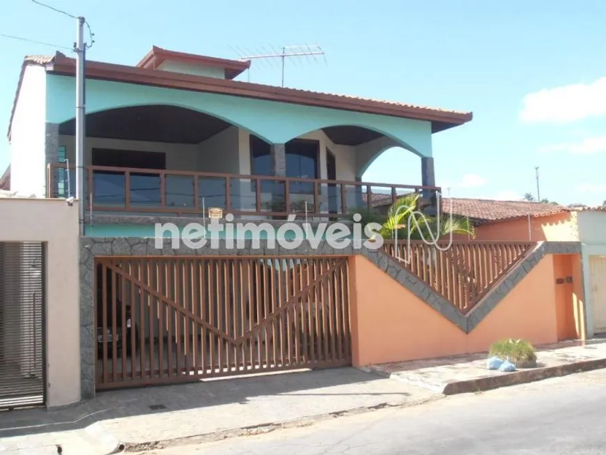 Foto 1 de Casa com 3 Quartos à venda, 280m² em Inga, Betim