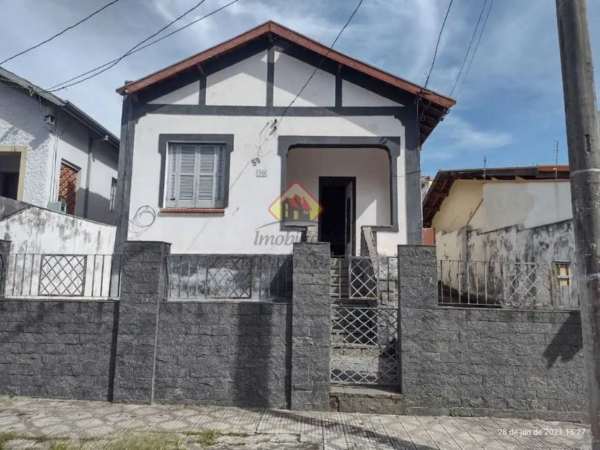 Foto 1 de Casa com 2 Quartos à venda, 90m² em Jardim Russi, Taubaté