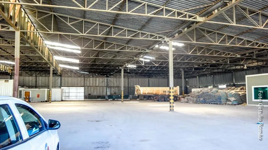 Foto 1 de Galpão/Depósito/Armazém para alugar, 11000m² em Setor Industrial, Brasília