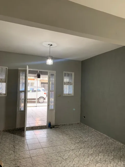 Foto 1 de Casa com 2 Quartos à venda, 180m² em Jardim Celani, Salto