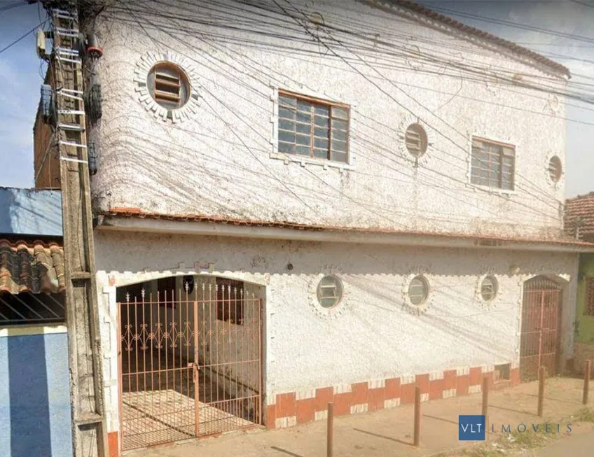 Foto 1 de Sobrado com 4 Quartos à venda, 230m² em São Geraldo, Pouso Alegre