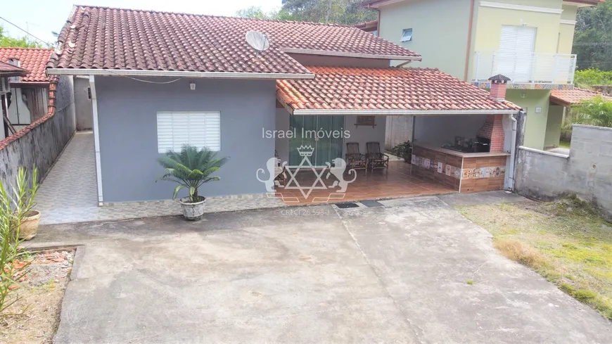 Foto 1 de Casa de Condomínio com 3 Quartos à venda, 138m² em Verde Mar, Caraguatatuba