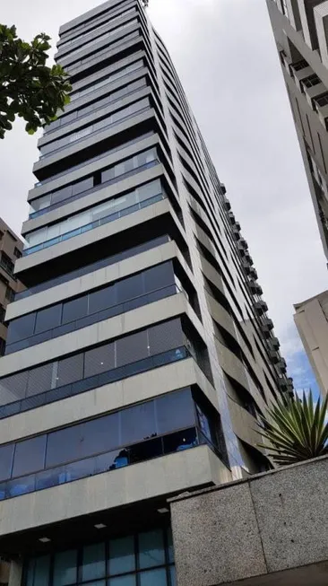 Foto 1 de Apartamento com 4 Quartos para alugar, 346m² em Boa Viagem, Recife