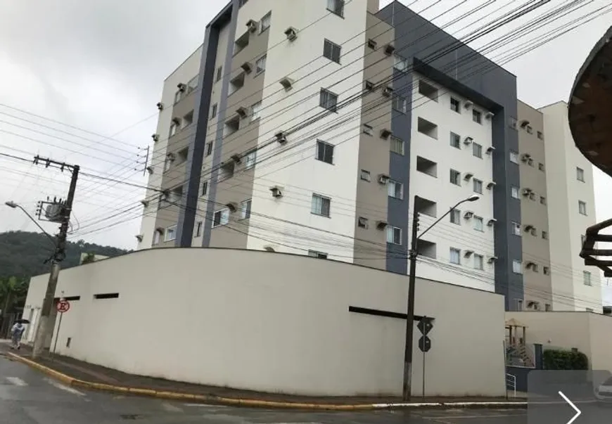 Foto 1 de Apartamento com 2 Quartos à venda, 92m² em Centro, Guaramirim