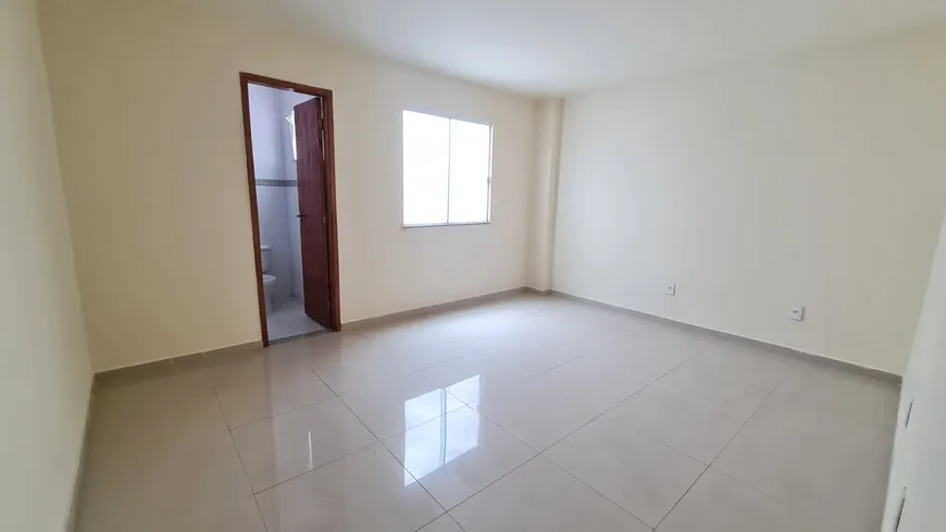 Foto 1 de Casa com 2 Quartos à venda, 139m² em Juscelino, Mesquita