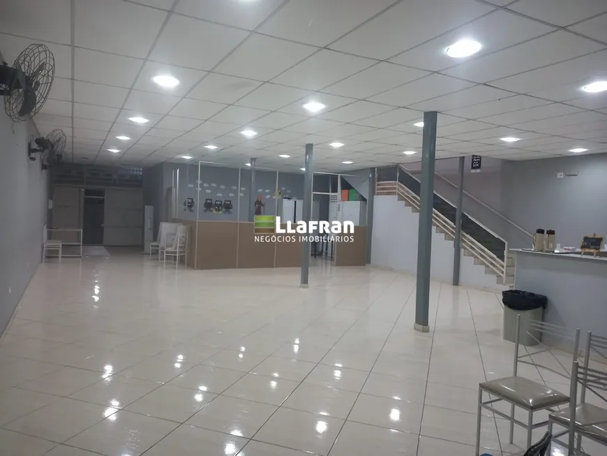 Foto 1 de Galpão/Depósito/Armazém à venda, 450m² em Jardim Trianon, Taboão da Serra