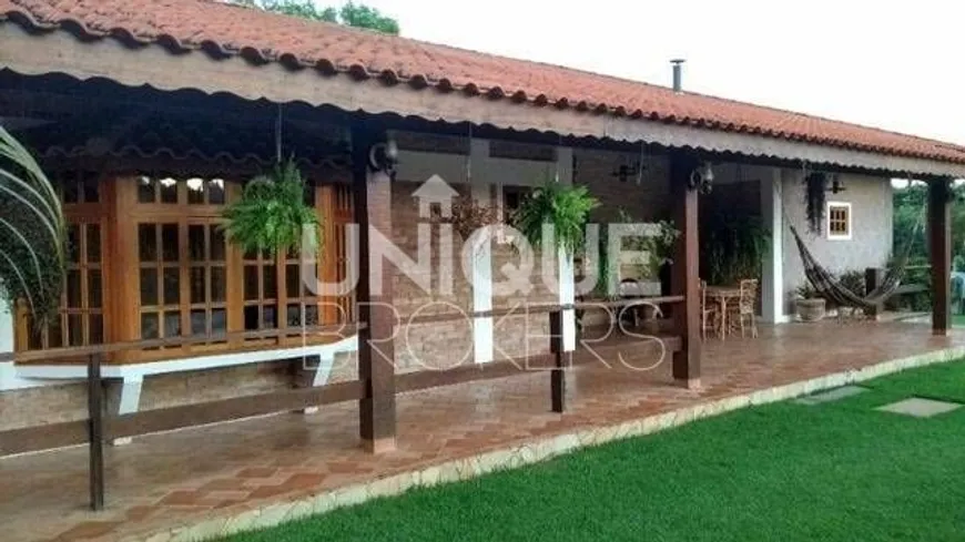 Foto 1 de Fazenda/Sítio com 4 Quartos à venda, 1000m² em Centro, Itupeva