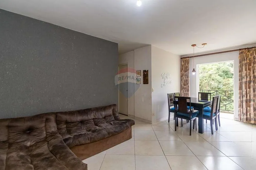 Foto 1 de Apartamento com 3 Quartos à venda, 65m² em Uberaba, Curitiba