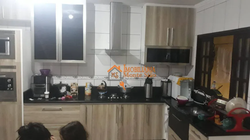 Foto 1 de Sobrado com 2 Quartos à venda, 200m² em Jardim Fortaleza, Guarulhos