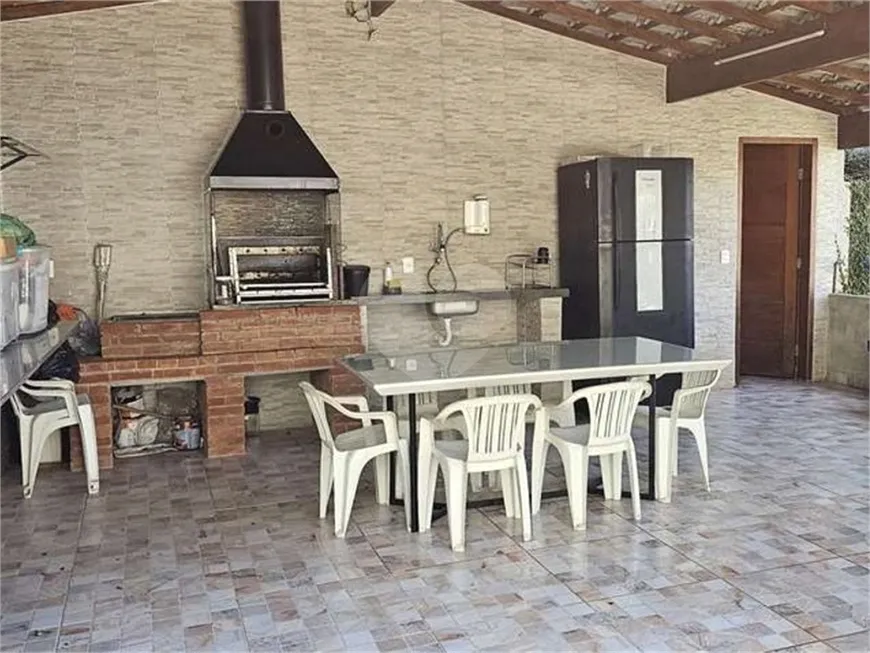 Foto 1 de Casa de Condomínio com 3 Quartos à venda, 358m² em Granja Viana, Carapicuíba