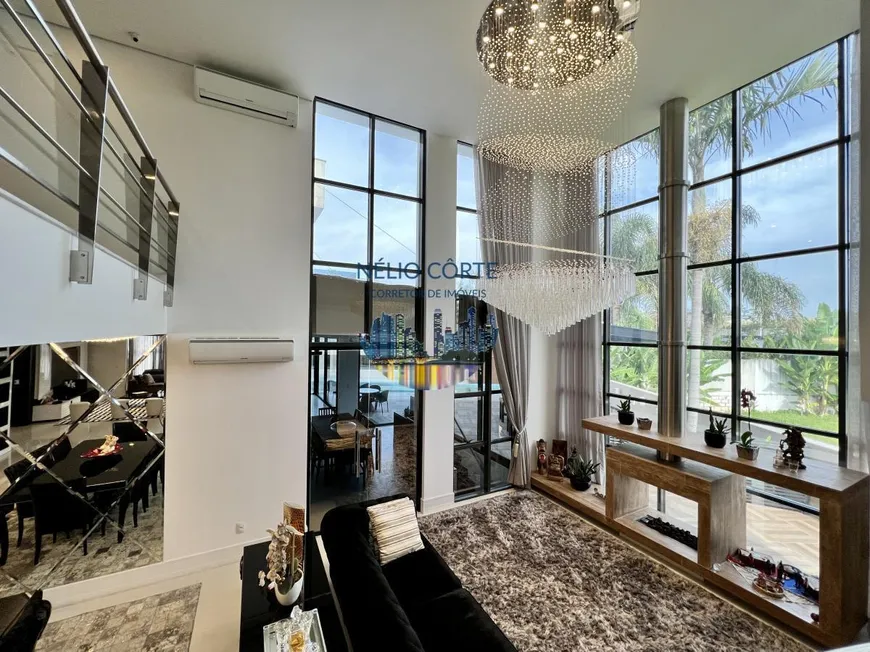 Foto 1 de Casa de Condomínio com 4 Quartos à venda, 634m² em Jurerê Internacional, Florianópolis