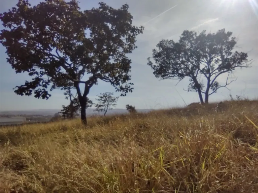 Foto 1 de Lote/Terreno à venda, 1000m² em , Lagoa Formosa