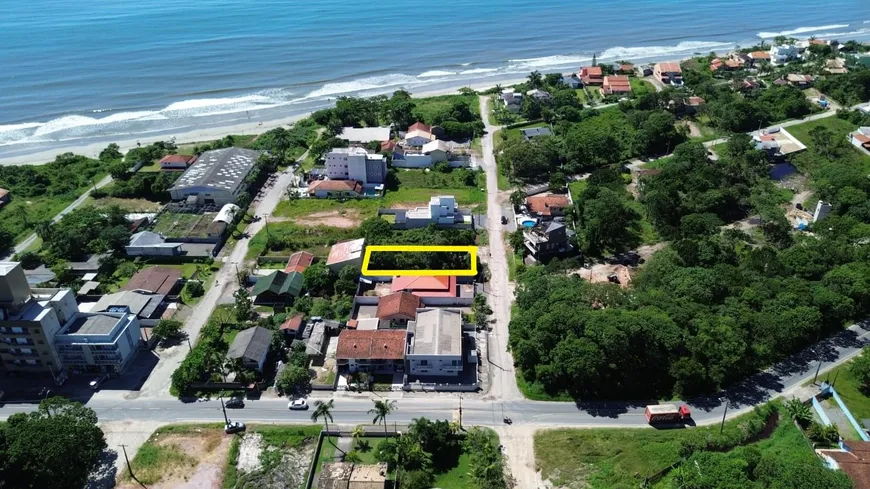 Foto 1 de Lote/Terreno à venda, 420m² em Itamar, Itapoá