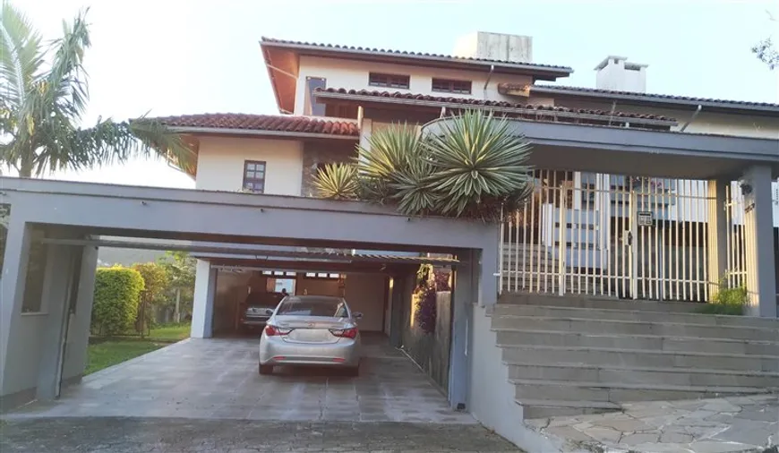 Foto 1 de Casa com 4 Quartos à venda, 1400m² em Pio Correa, Criciúma