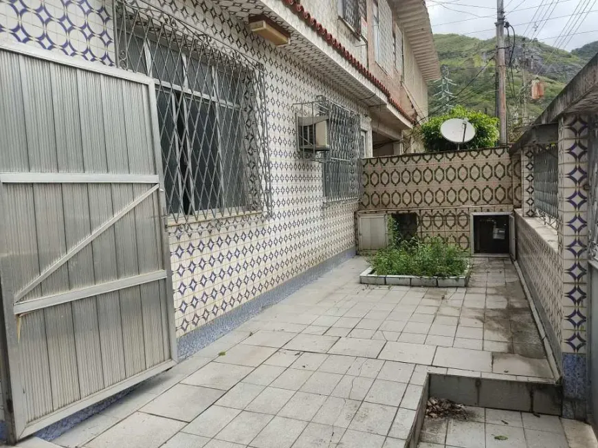 Foto 1 de Casa com 4 Quartos à venda, 400m² em Piedade, Rio de Janeiro