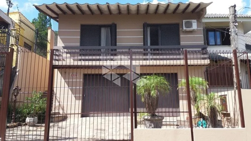 Foto 1 de Casa com 3 Quartos à venda, 197m² em Cristo Redentor, Porto Alegre