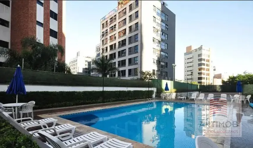 Foto 1 de Apartamento com 3 Quartos à venda, 145m² em Morumbi, São Paulo