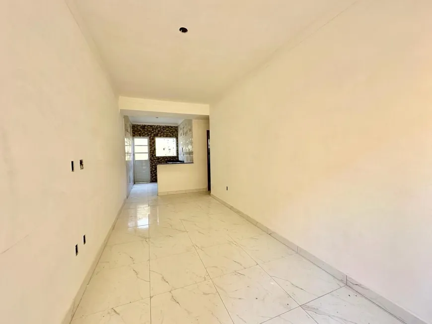 Foto 1 de Casa de Condomínio com 2 Quartos à venda, 61m² em Tude Bastos, Praia Grande