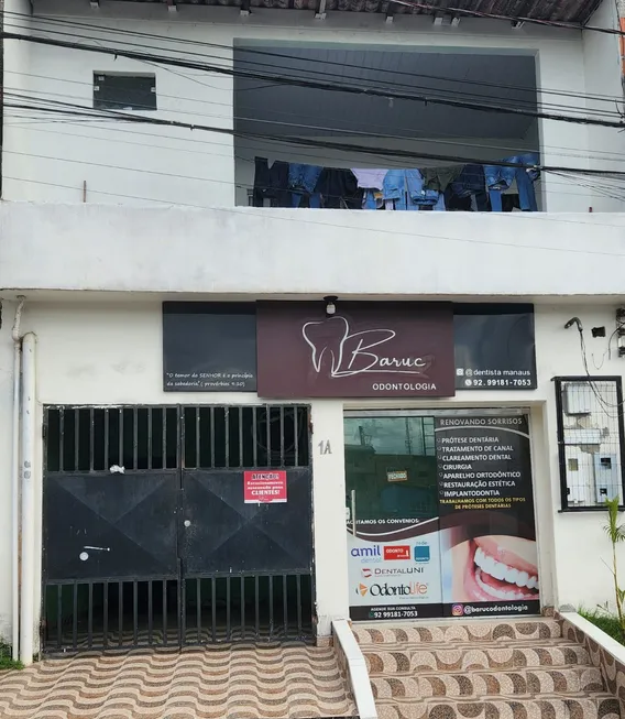 Foto 1 de Casa com 3 Quartos à venda, 160m² em Petrópolis, Manaus