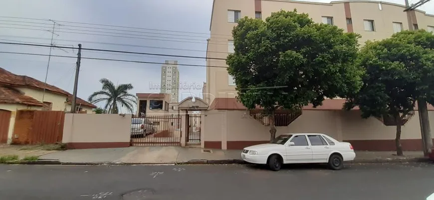 Foto 1 de Apartamento com 3 Quartos à venda, 59m² em Centro, São Carlos