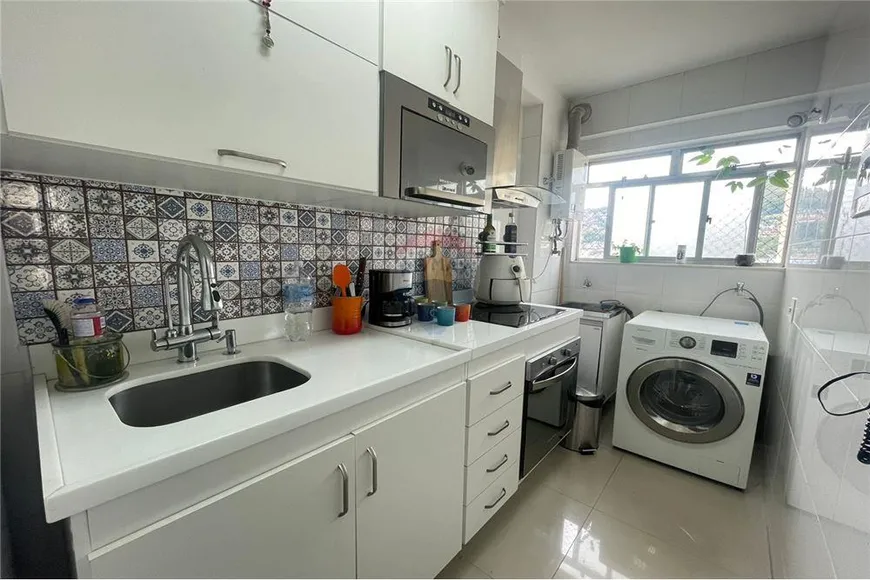 Foto 1 de Apartamento com 2 Quartos à venda, 46m² em Campinho, Rio de Janeiro